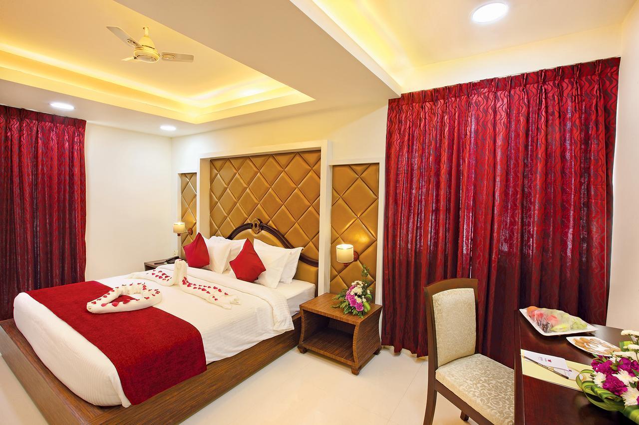 Hotel Joyees Residency Kottayam Exterior foto