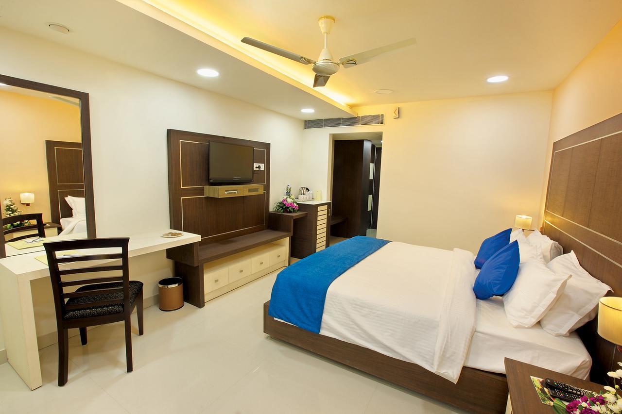 Hotel Joyees Residency Kottayam Exterior foto